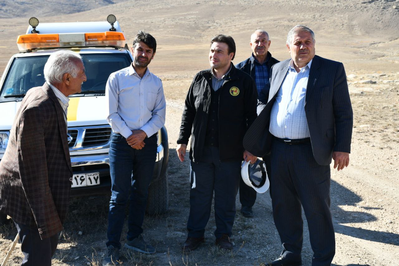 عملیات برق رسانی به روستای 10 خانواری گاموس با 6 کیلومتر خط انتقال و با اعتباری بالغ بر یک میلیارد و یکصد میلیون تومان در دولت سیزدهم آغاز و در هفته بسیج امسال به افتتاح خواهد رسید