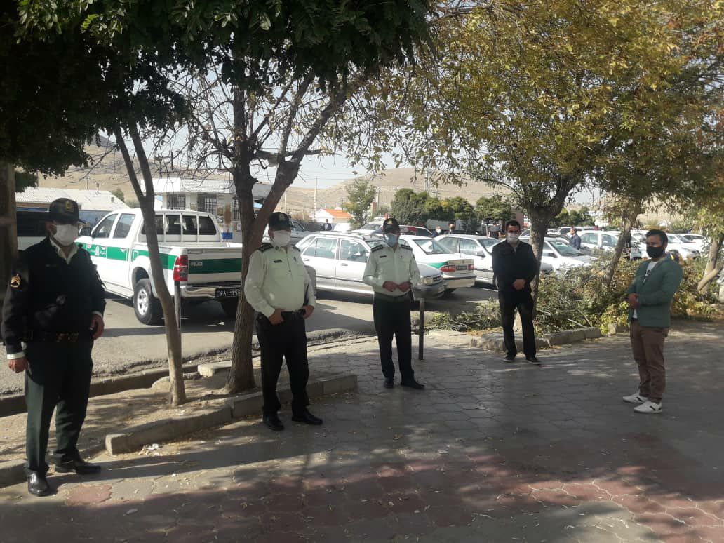 پلمپ چند واحد متخلف در شهر بازرگان و پاکسازی و ممانعت از تجمع فروشندگان ارز در فلکه گمرک با حضور مستقیم رئیس کلانتری و بخشدار بازرگان و همکاری پرسنل شهرداری