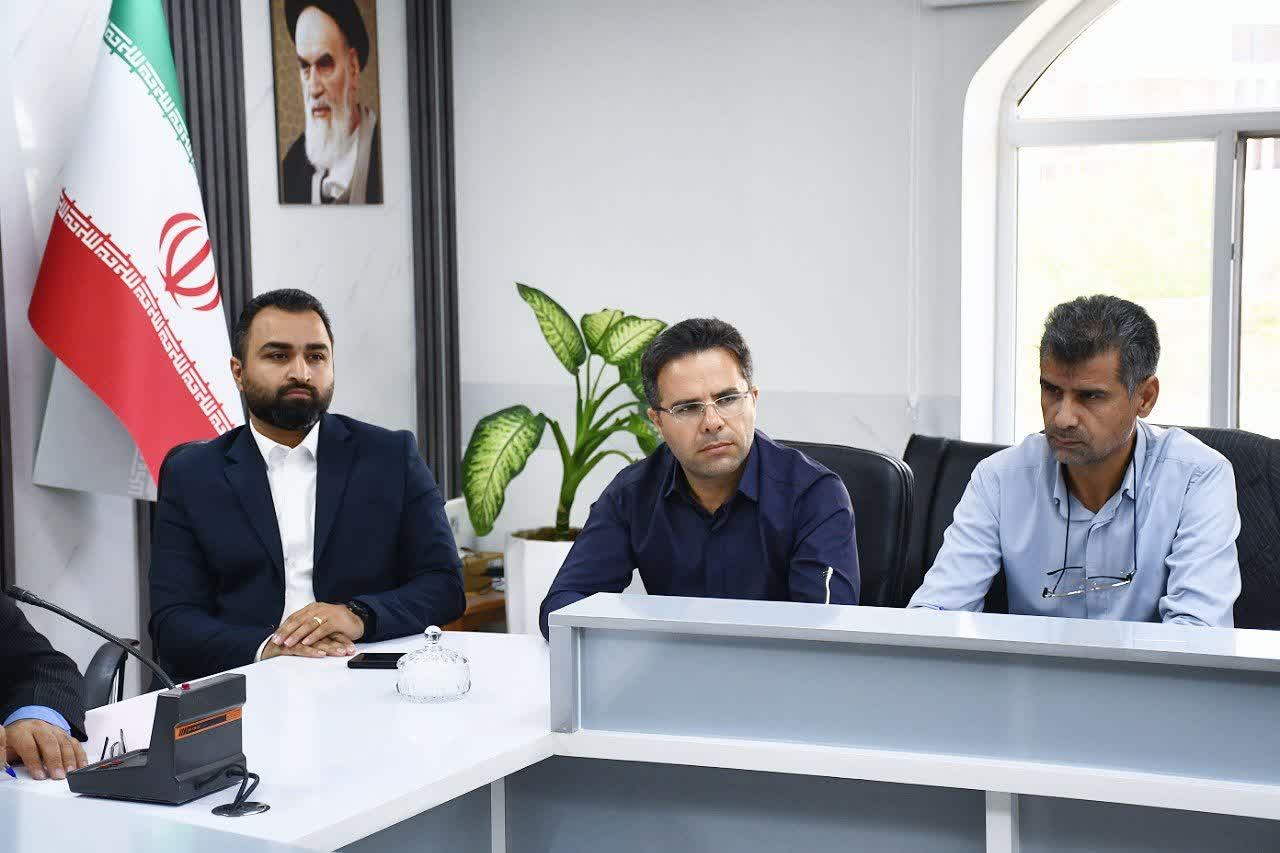 تشکلهای مردمی بازوی توانمند دولت در مسیر توسعه اجتماعی هستند.