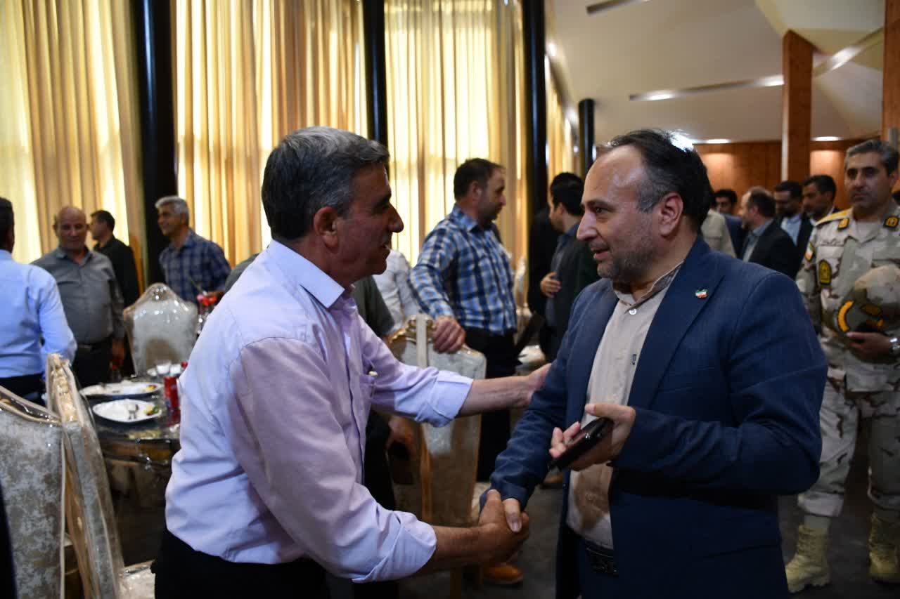 مراسم تجلیل از آزادگان سرافراز شهرستان ماکو با حضور سرپرست فرماندار شهرستان ماکو و اعضای شورای تامین برگزار شد.