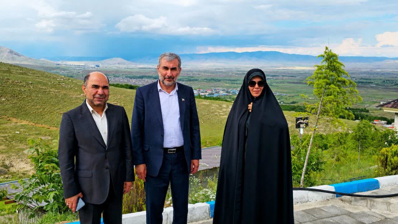 بازدید فرماندار ماکو و مسئولان کشوری و استانی از مجموعه تفریحی و گردشگری زیپلاین کوسج