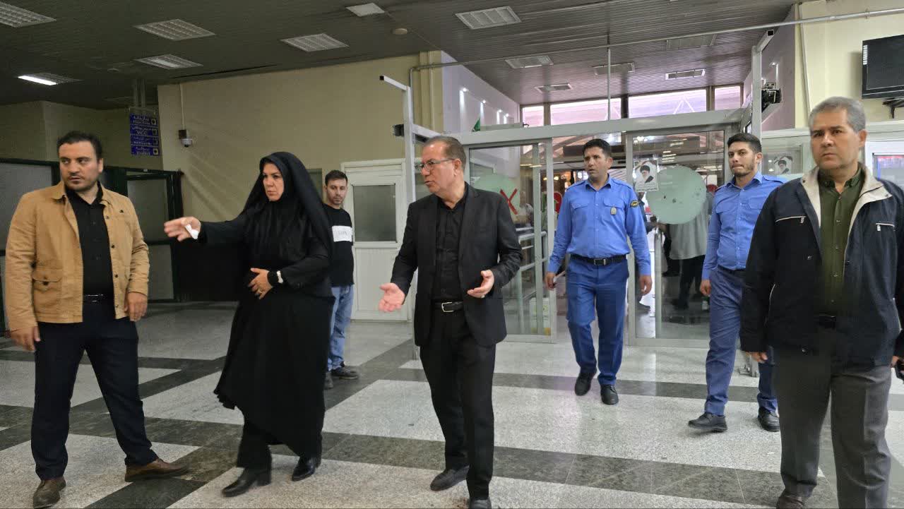 بازدید میدانی فرماندار ماکو از گمرک و پایانه مرزی بازرگان برای بررسی زیرساخت‌های استقبال از زائران اربعین