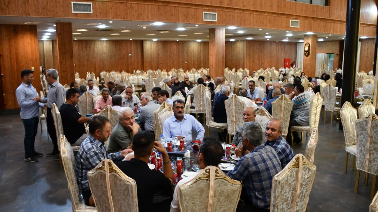 مراسم تجلیل از آزادگان سرافراز شهرستان ماکو با حضور سرپرست فرماندار شهرستان ماکو و اعضای شورای تامین برگزار شد.