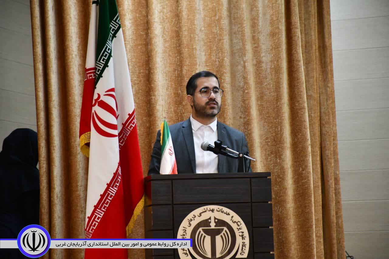 تعهد و اخلاص، شاخصترین سرمایه نیروی انسانی در کادر درمان است