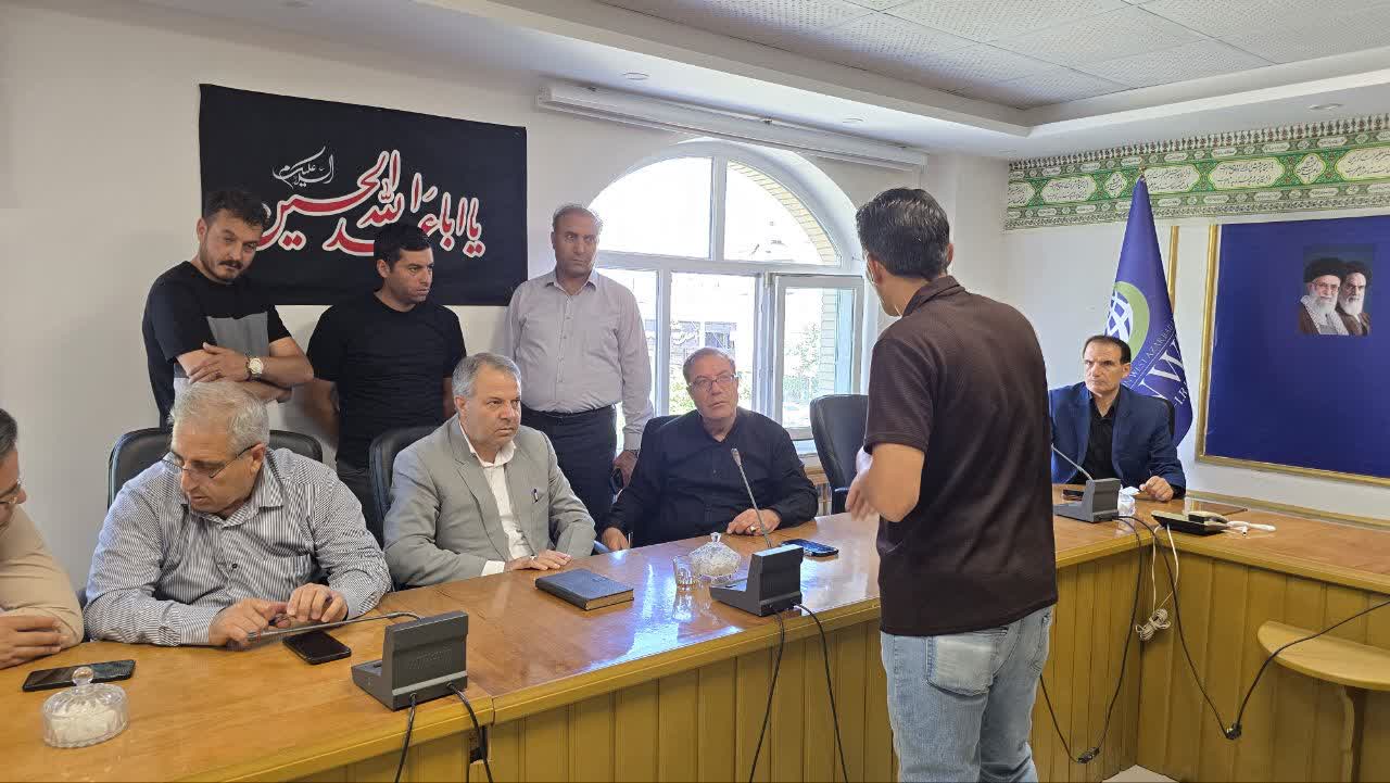 برگزاری ملاقات مردمی فرماندار شهرستان ماکو و بخشداران مرکزی و بازرگان