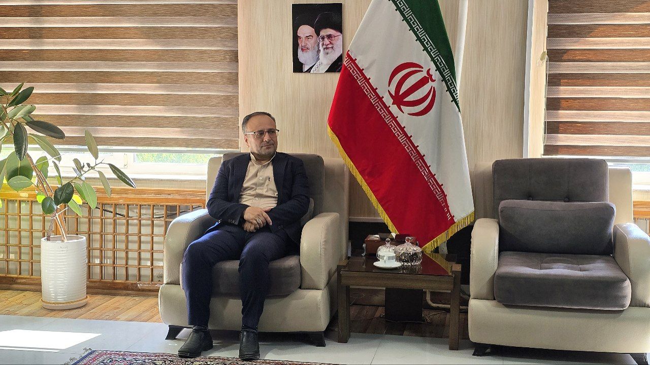 دیدار معاون بنیاد مسکن انقلاب اسلامی استان با سرپرست فرمانداری ماکو