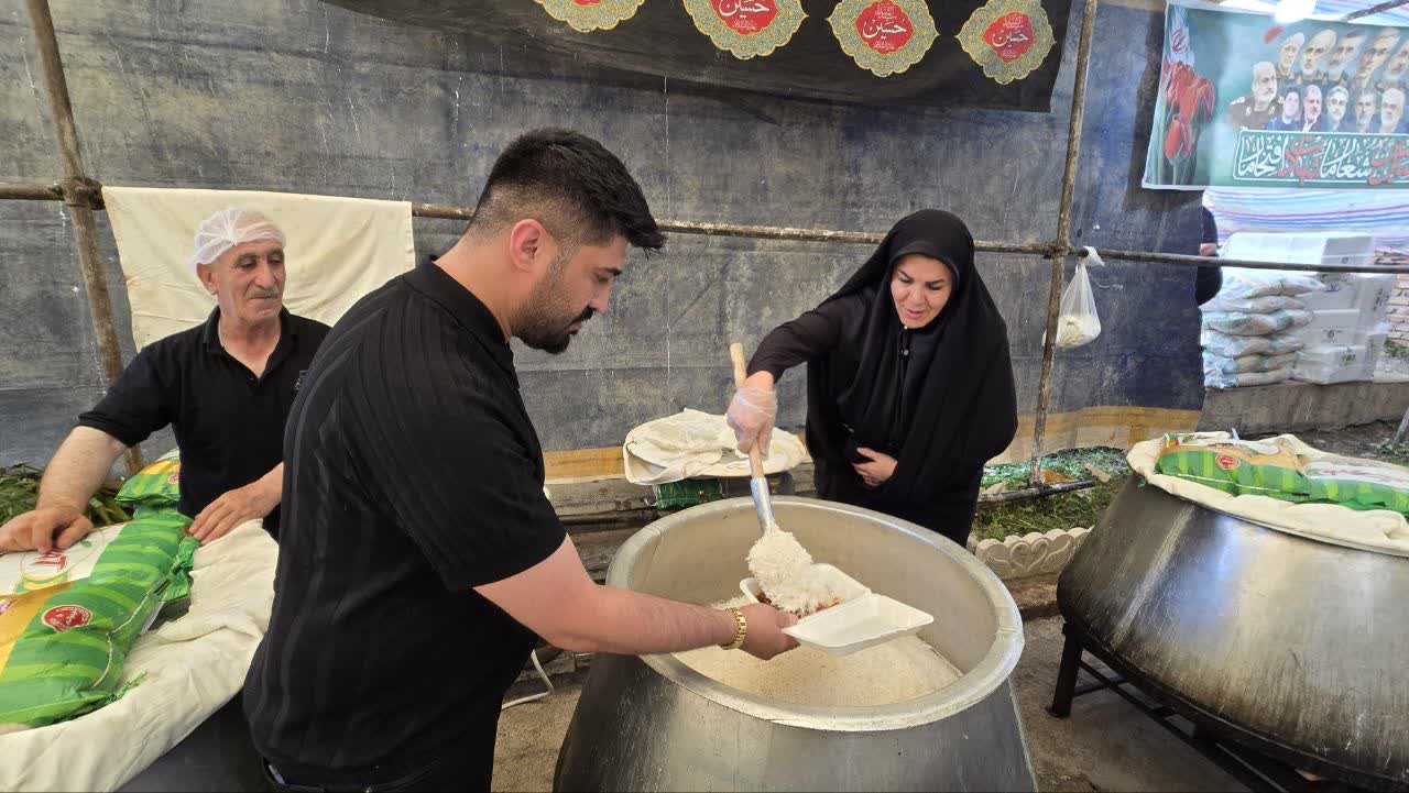 تجلی فرهنگ احسان و همدلی در ماکو؛ تداوم پخت غذای نذری تا عاشورای حسینی