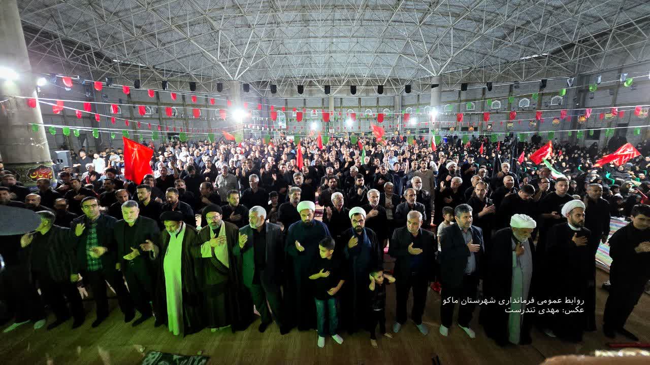 شام غریبان آقای شهید ایران، حضرت آیت‌الله العظمی امام خامنه‌ای در مصلای بزرگ ماکو برگزار شد