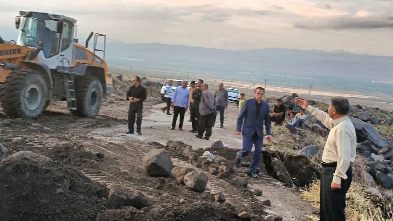 حضور مستمر ستاد مدیریت بحران شهرستان ماکو در مناطق سیلزده؛ پیگیری میدانی روند امدادرسانی و خدماترسانی