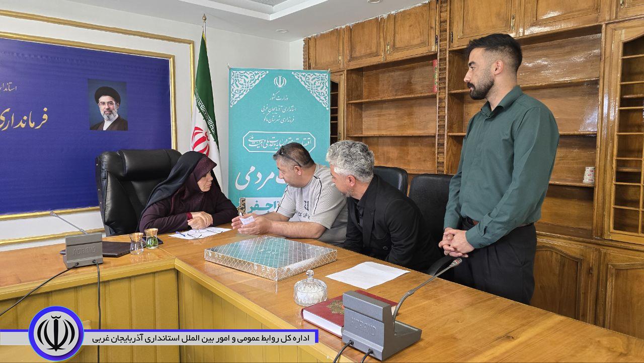 برگزاری ملاقات مردمی فرماندار شهرستان ماکو و بخشداران بازرگان