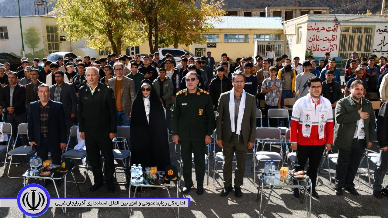 زنگ پدافند غیرعامل در مدرسه شهید دستغیب ماکو به صدا درآمد