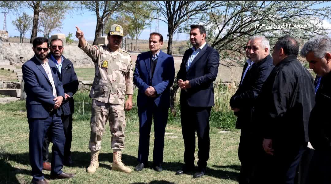 بررسی مشکلات میدانی روستاهای بخش بازرگان با حضور فرماندار ماکو