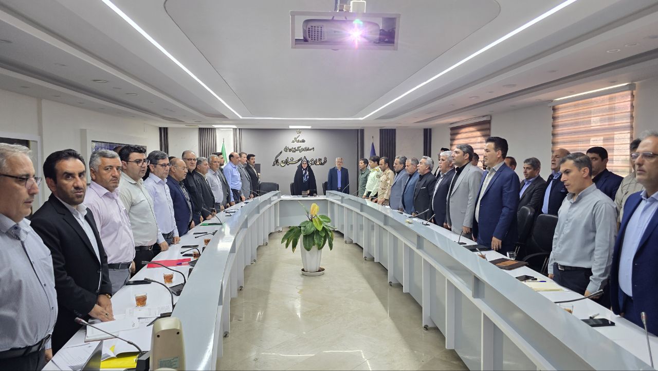 برگزاری جلسه شورای اداری شهرستان ماکو به ریاست شهلا تاجفر فرماندار شهرستان و با حضور جنگی رئیس دادگتری شهرستان ماکو و اعضای جلسه
