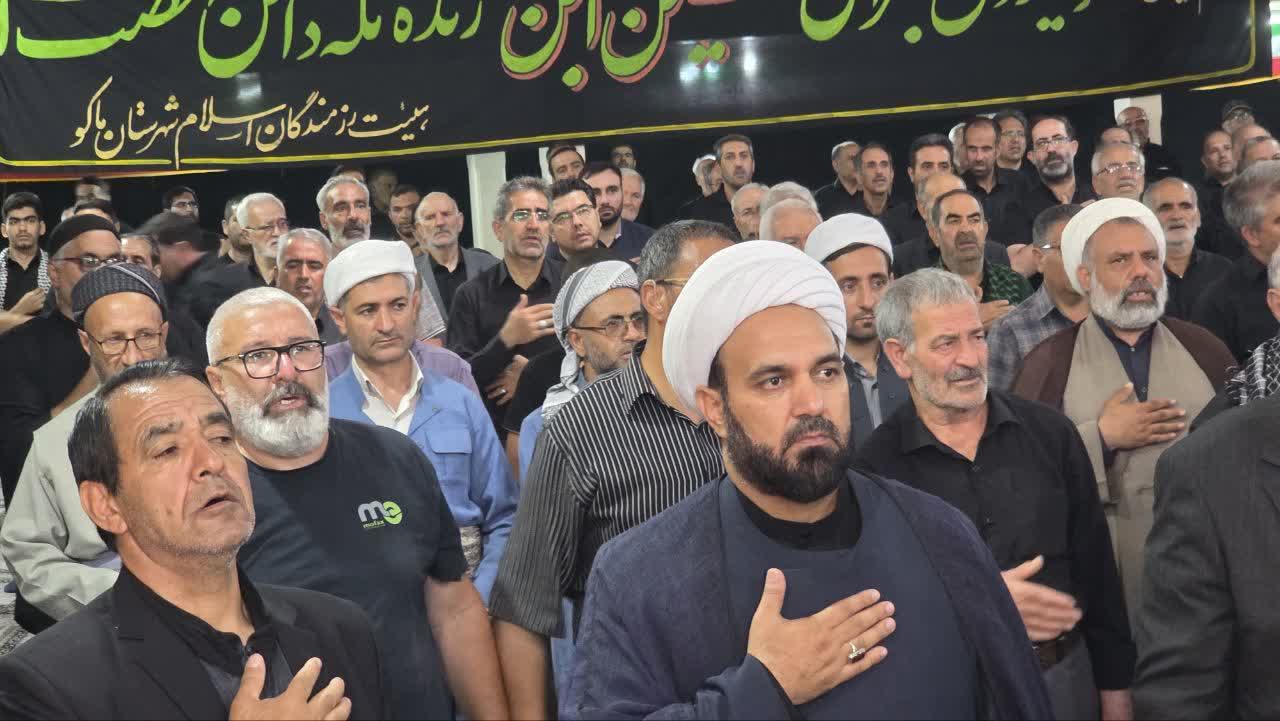 عزاداری خیابانی جاماندگان از مراسم وداع و تشییع آقای شهید ایران