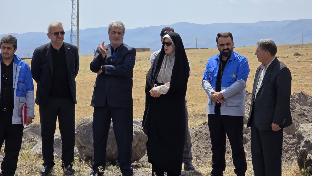 حضور میدانی فرماندار ماکو و مدیران استانی و شهرستانی در مناطق سیلزده بورالان؛ تداوم ارزیابی خسارات و پیگیری روند امدادرسانی