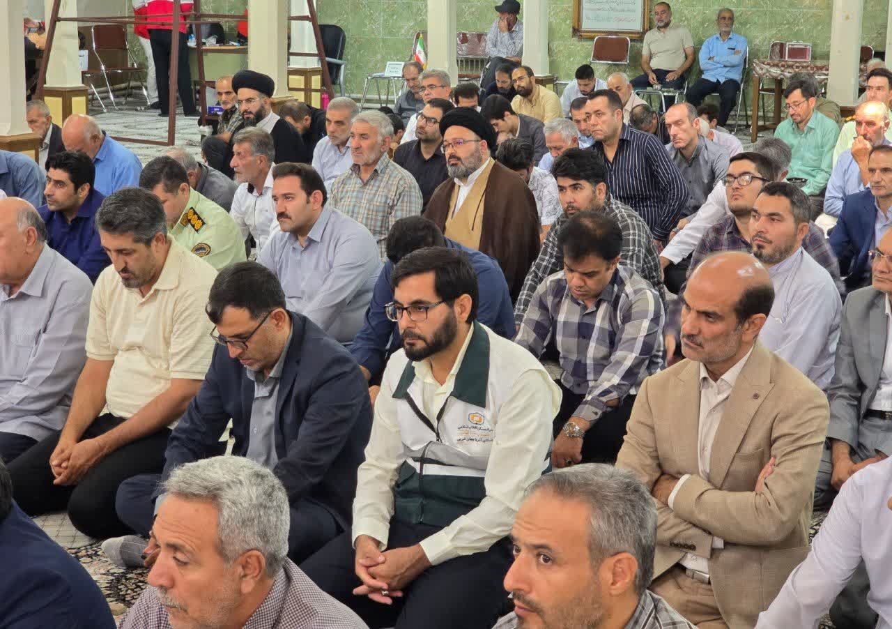 💢اقامه نماز عبادی ـ سیاسی جمعه در ماکو با حضور مسئولان و مردم مومن متدین شهرستان