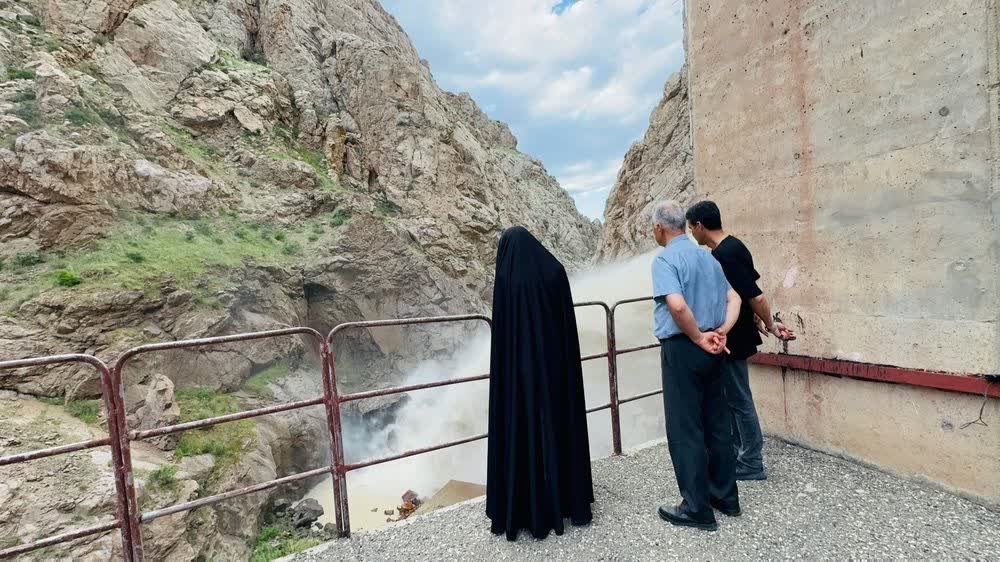 مانور حیاتی و حساس در سد ماکو؛ آغاز عملیات تخلیه رسوب