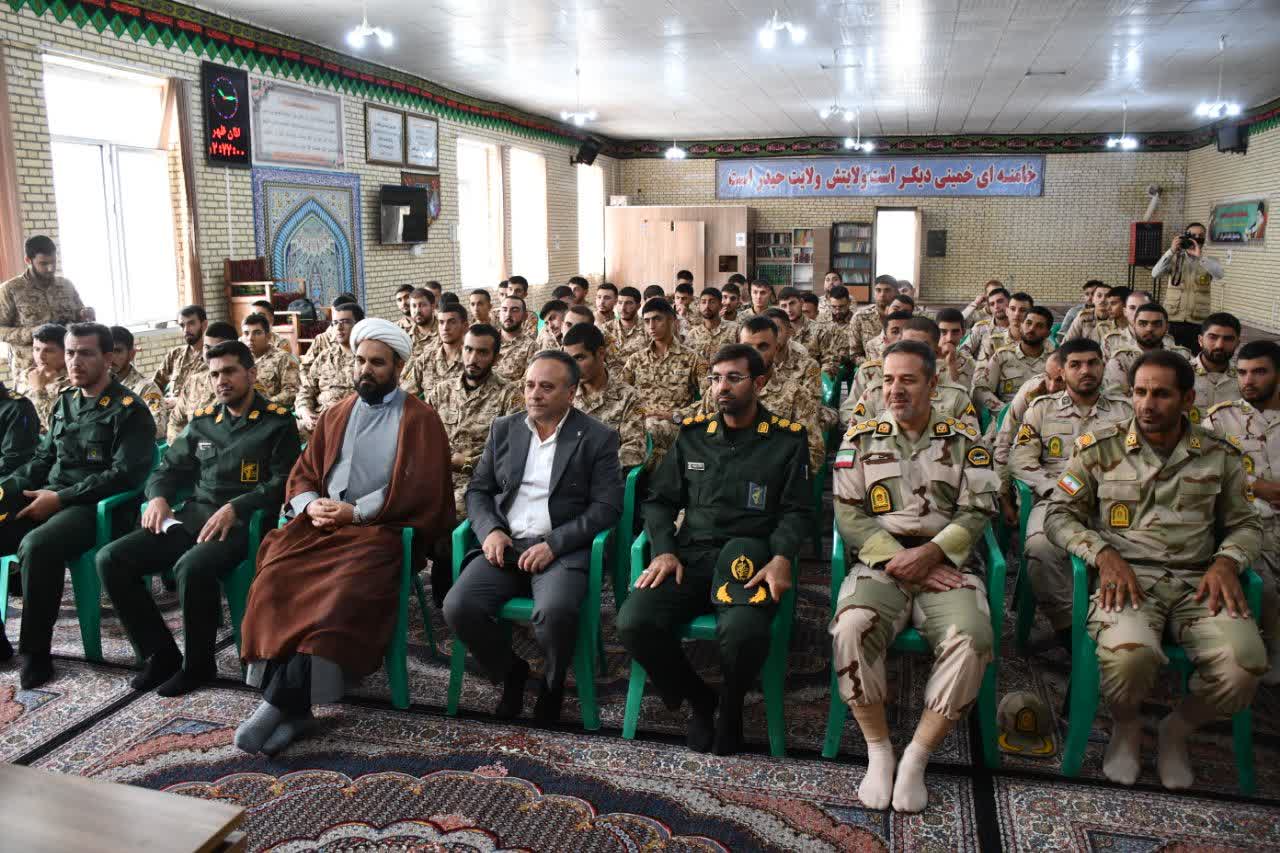 سربازان سرمایههای عزت، آرامش و امنیت کشورند.