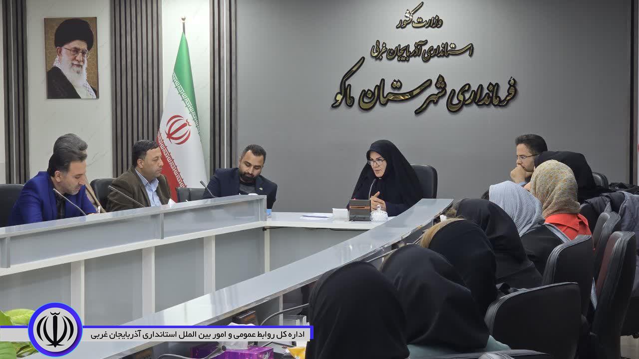 لزوم اجرایی شدن طرحهای حمایت از زنان خانهدار و کارآفرین در ماکو