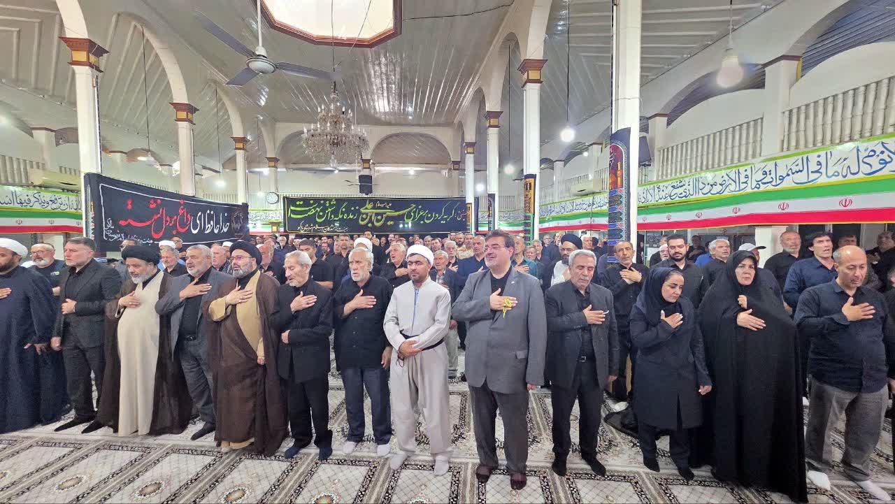 عزاداری خیابانی جاماندگان از مراسم وداع و تشییع آقای شهید ایران