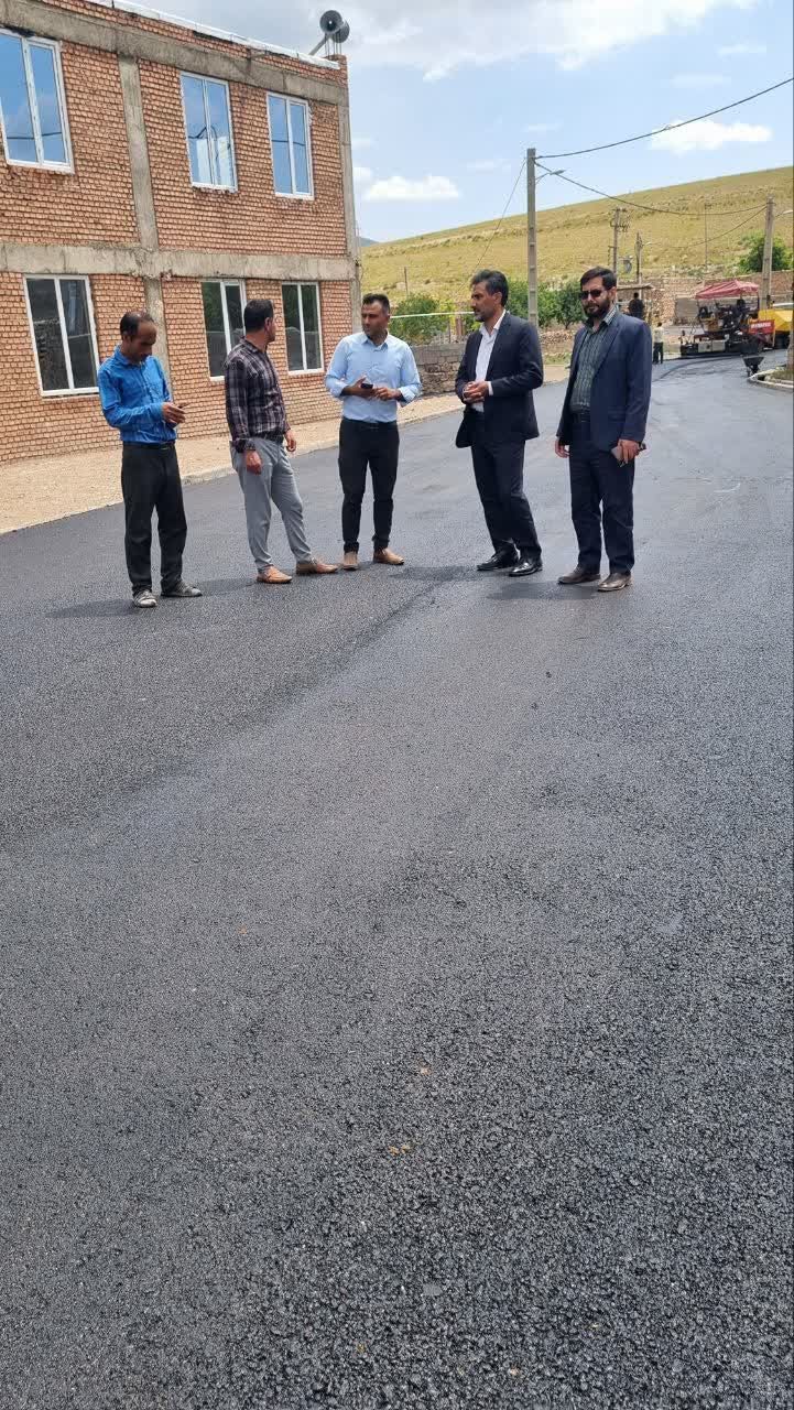 آغاز نهضت آسفالت روستاهای بخش مرکزی شهرستان ماکو سال1404
