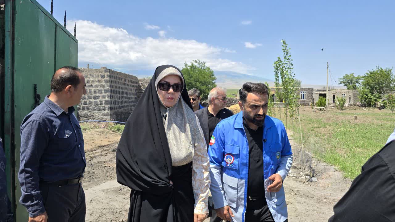 حضور میدانی فرماندار ماکو و مدیران استانی و شهرستانی در مناطق سیلزده بورالان؛ تداوم ارزیابی خسارات و پیگیری روند امدادرسانی