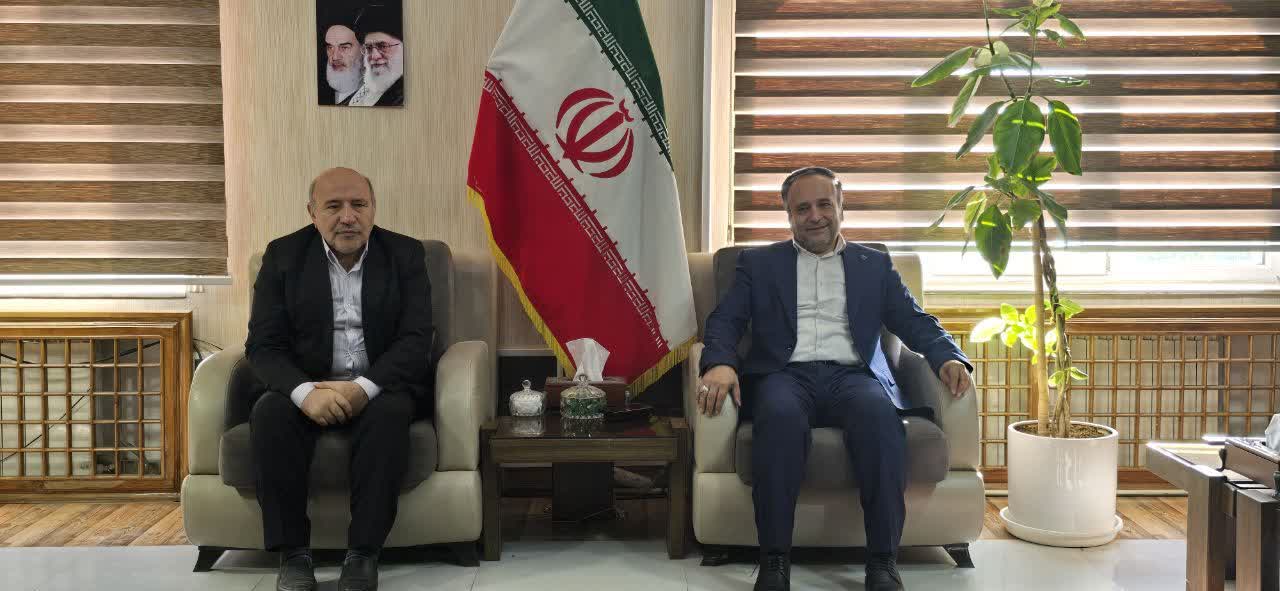 💢دیدار مسئولان عالی منطقه با سرپرست فرمانداری ماکو در هفته دولت