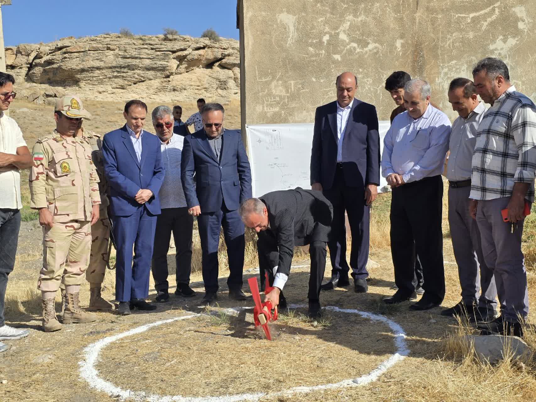 💢کلنگ زنی پروژه آبرسانی به 25 روستای بخش بازرگان از منبع آبی «یاریم قیه»