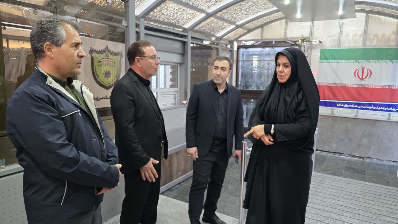 بازدید میدانی فرماندار ماکو از گمرک و پایانه مرزی بازرگان برای بررسی زیرساخت‌های استقبال از زائران اربعین