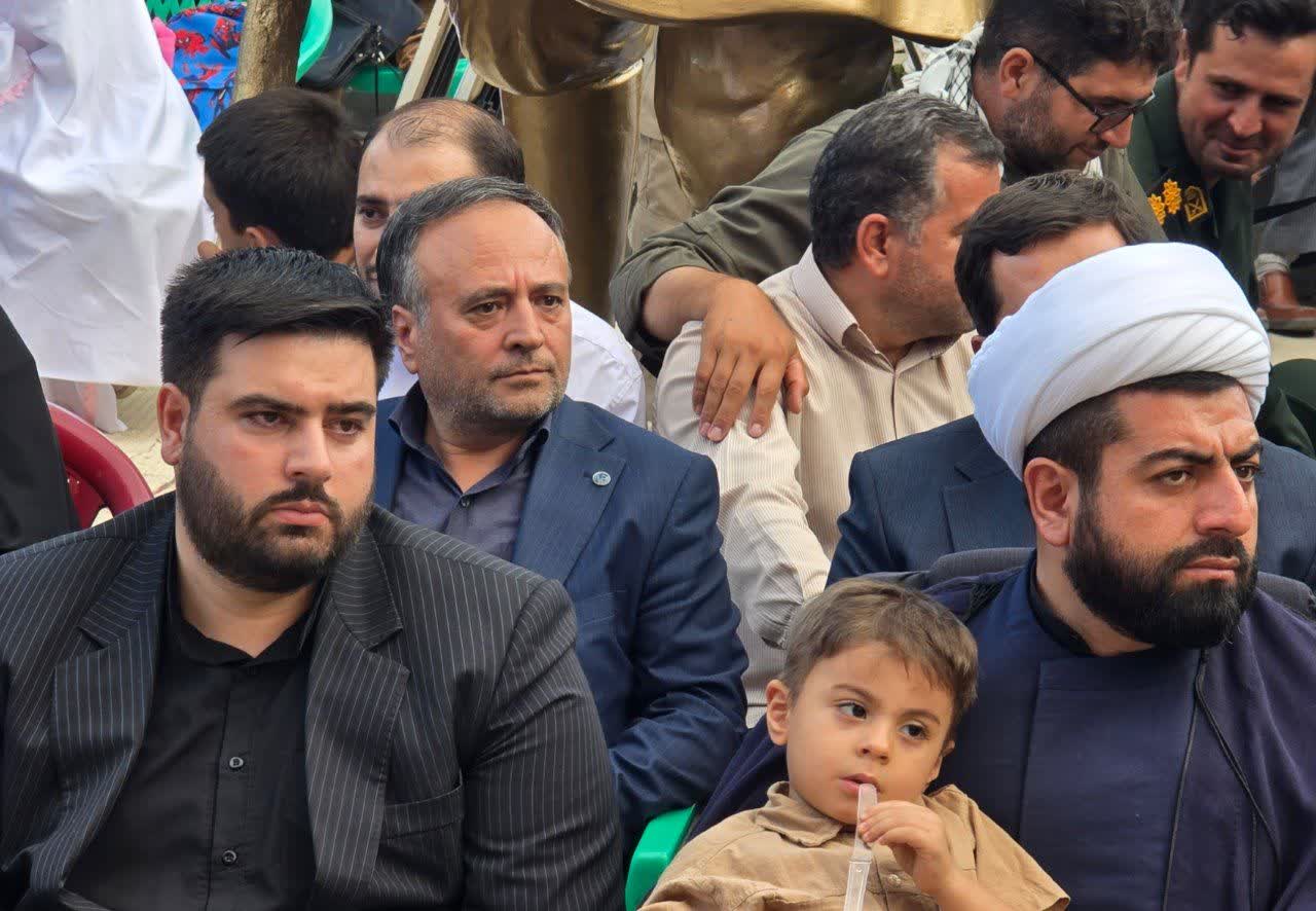 حضور سرپرست فرمانداری ماکو و اعضای شورای تامین و اداری شهرستان در اجلاسیه پاسداشت 27000 شهید حماسه نبرد چالدران 135 شهید شهرستان چالدران