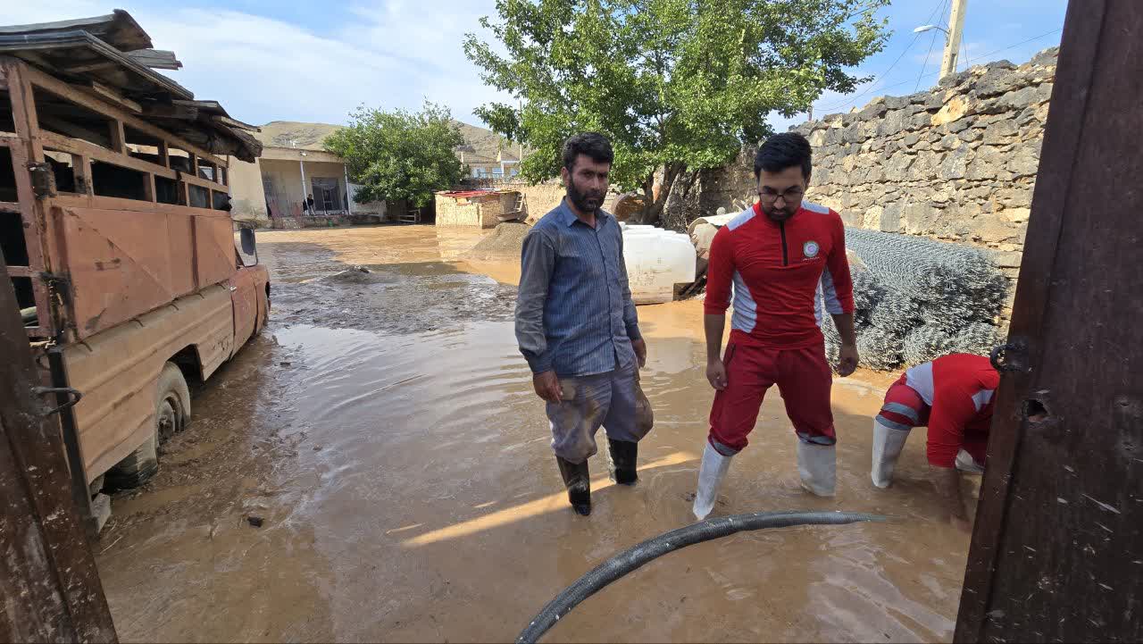 سیلاب در روستای اورنلر ماکو بدون تلفات جانی مهار شد