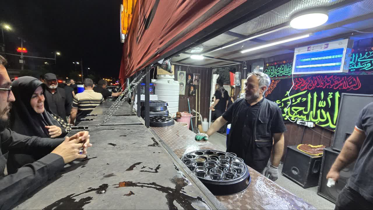 فرماندار شهرستان ماکو در جمع خادمان موکب مدافعان حرم در شام غریبان حضرت اباعبدالله الحسین (ع)