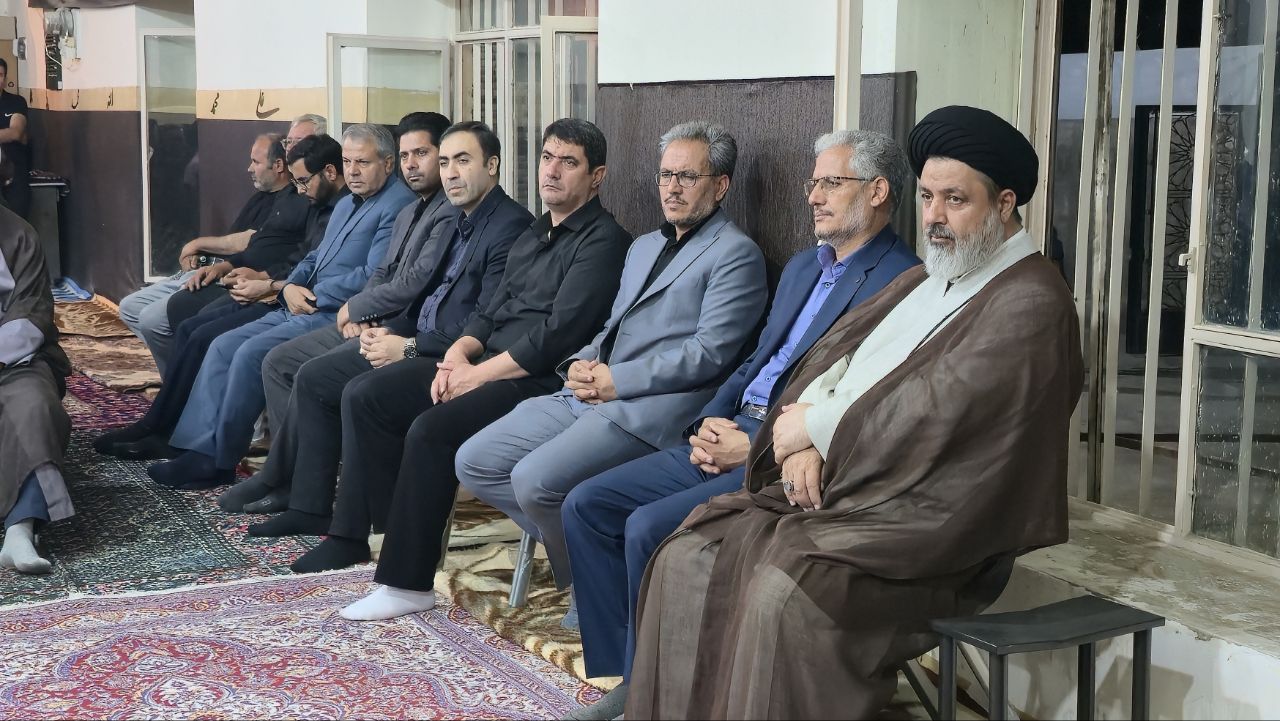 برگزاری مراسم گرامیداشت آقای شهید ایران حضرت آیت‌الله‌العظمی امام خامنه‌ای و شهدای خانواده معظم ایشان در روستای دانالوی بزرگ