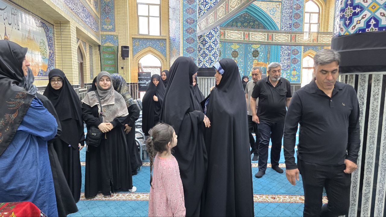 دیدار فرماندار ماکو با زائران ترکیهای شرکتکننده در آیین تشییع رهبر شهید ایران