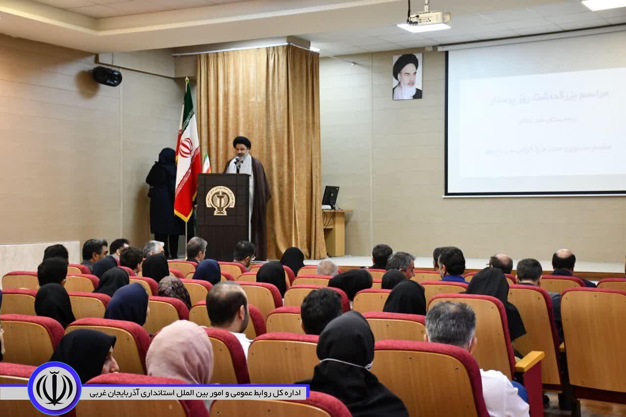 تعهد و اخلاص، شاخصترین سرمایه نیروی انسانی در کادر درمان است