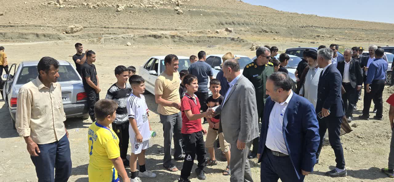 💢افتتاح زمین چمن مصنوعی روستای گجوت همزمان با هفته دولت