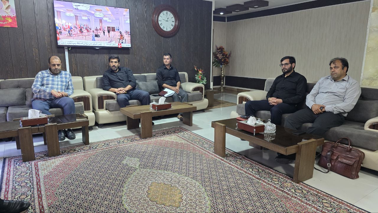 دیدار معاون بنیاد مسکن انقلاب اسلامی استان با سرپرست فرمانداری ماکو