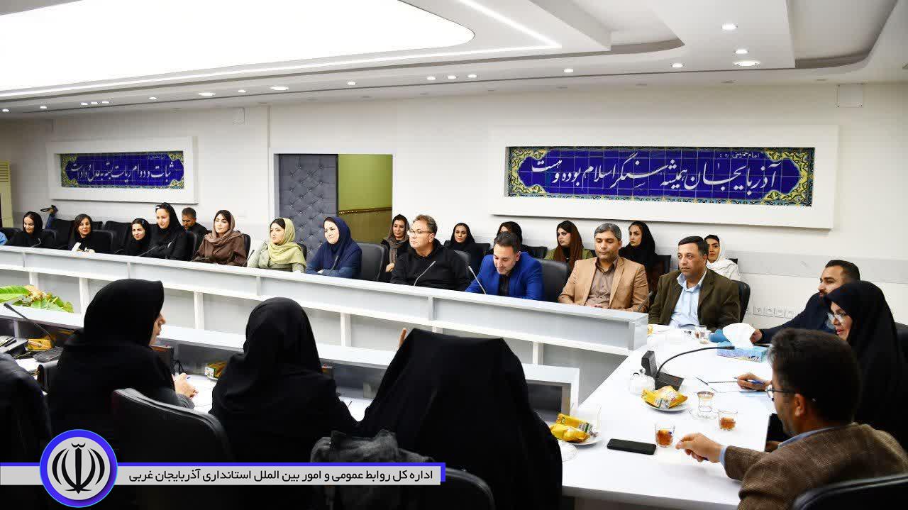 لزوم اجرایی شدن طرحهای حمایت از زنان خانهدار و کارآفرین در ماکو