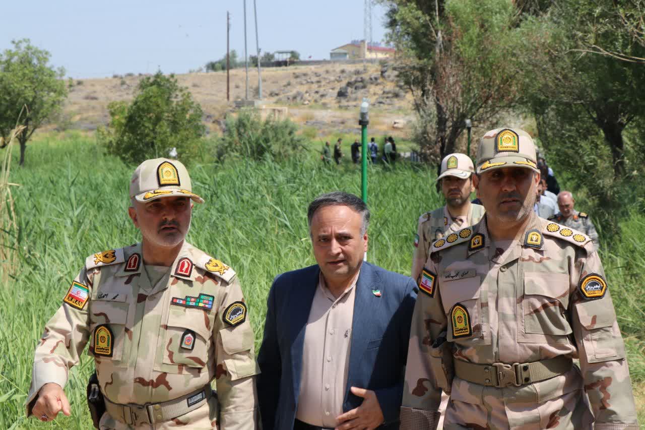 بازدید اعضا و رئیس کمیسیون امنیت ملی مجلس شورای اسلامی از نوار مرزی شهرستان ماکو - منطقه چشمه ثریا
