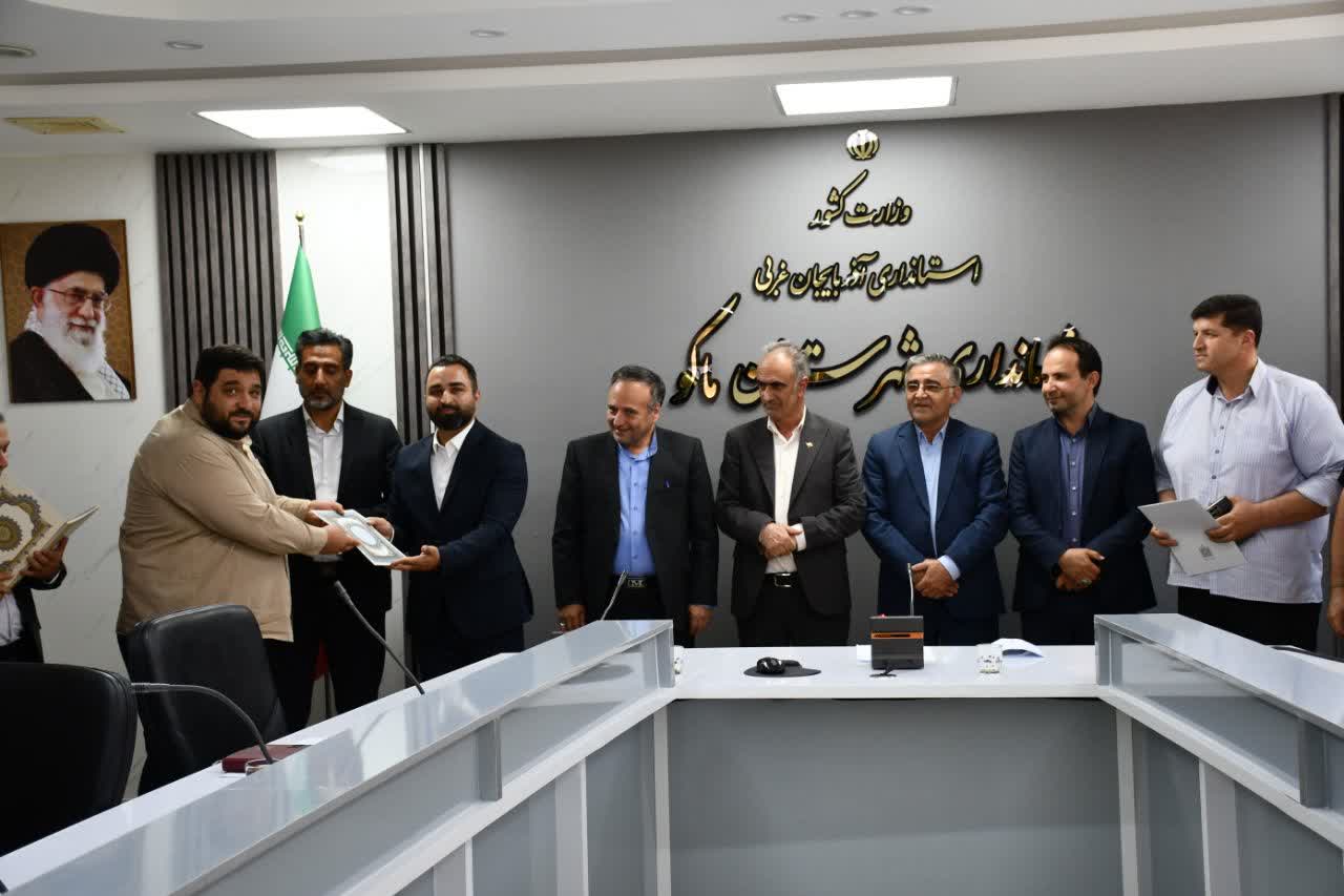 تشکلهای مردمی بازوی توانمند دولت در مسیر توسعه اجتماعی هستند.