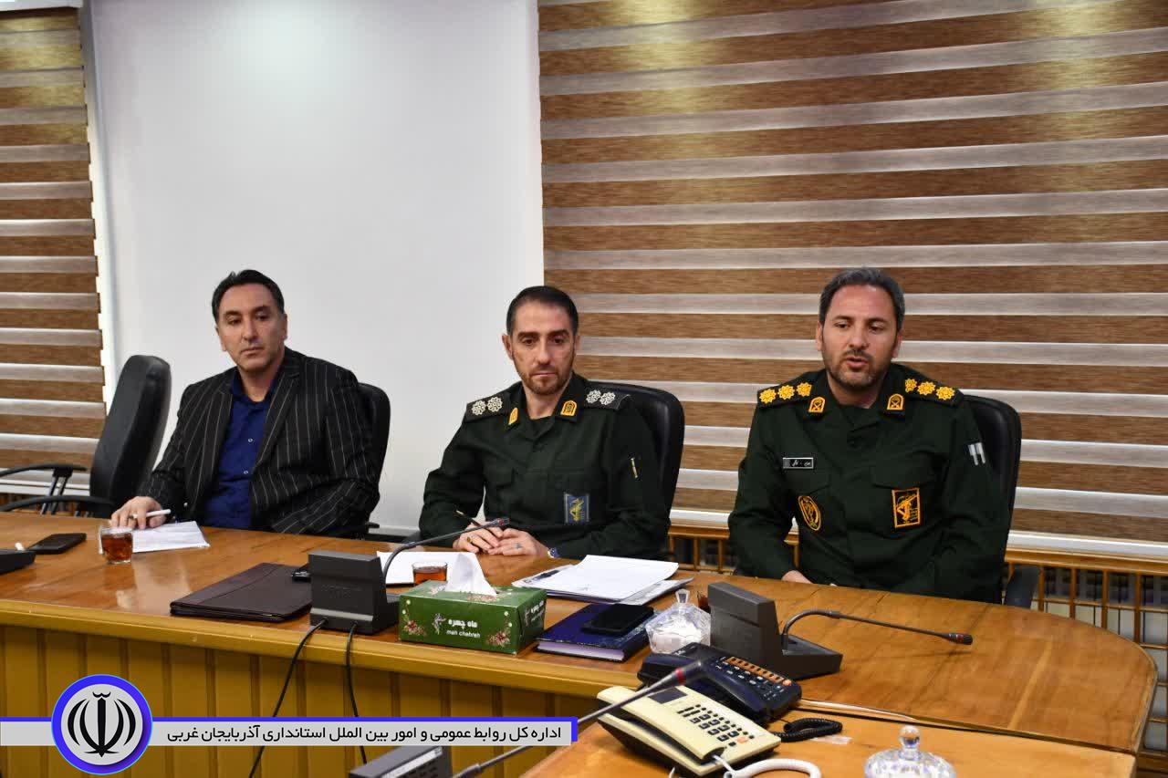 بررسی چالشهای شهرستان ماکو با حضور فرماندار و اعضای مجمع بسیجیان