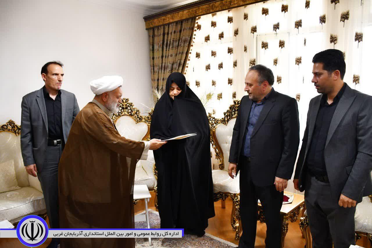 دیدار سرپرست فرمانداری ماکو با دو خانواده محترم شهید