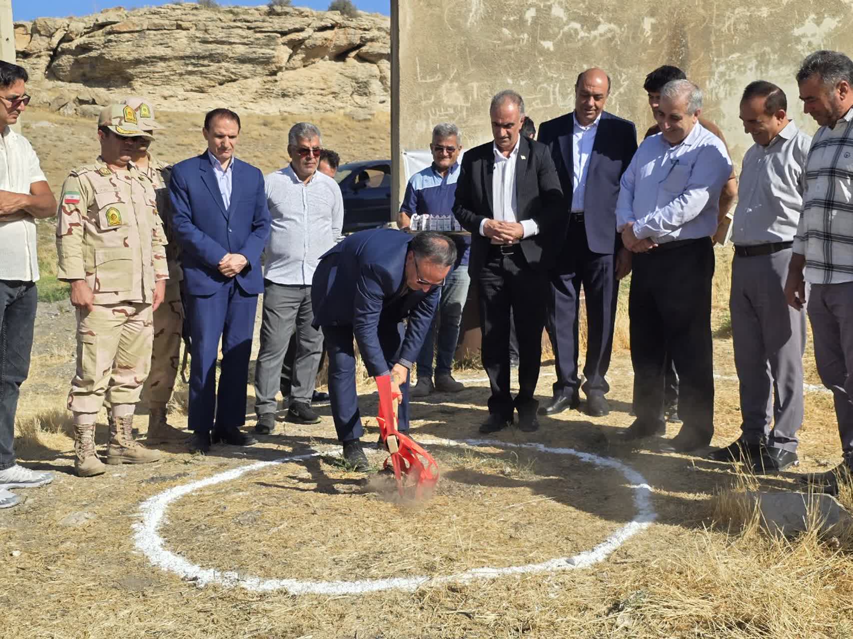 💢کلنگ زنی پروژه آبرسانی به 25 روستای بخش بازرگان از منبع آبی «یاریم قیه»