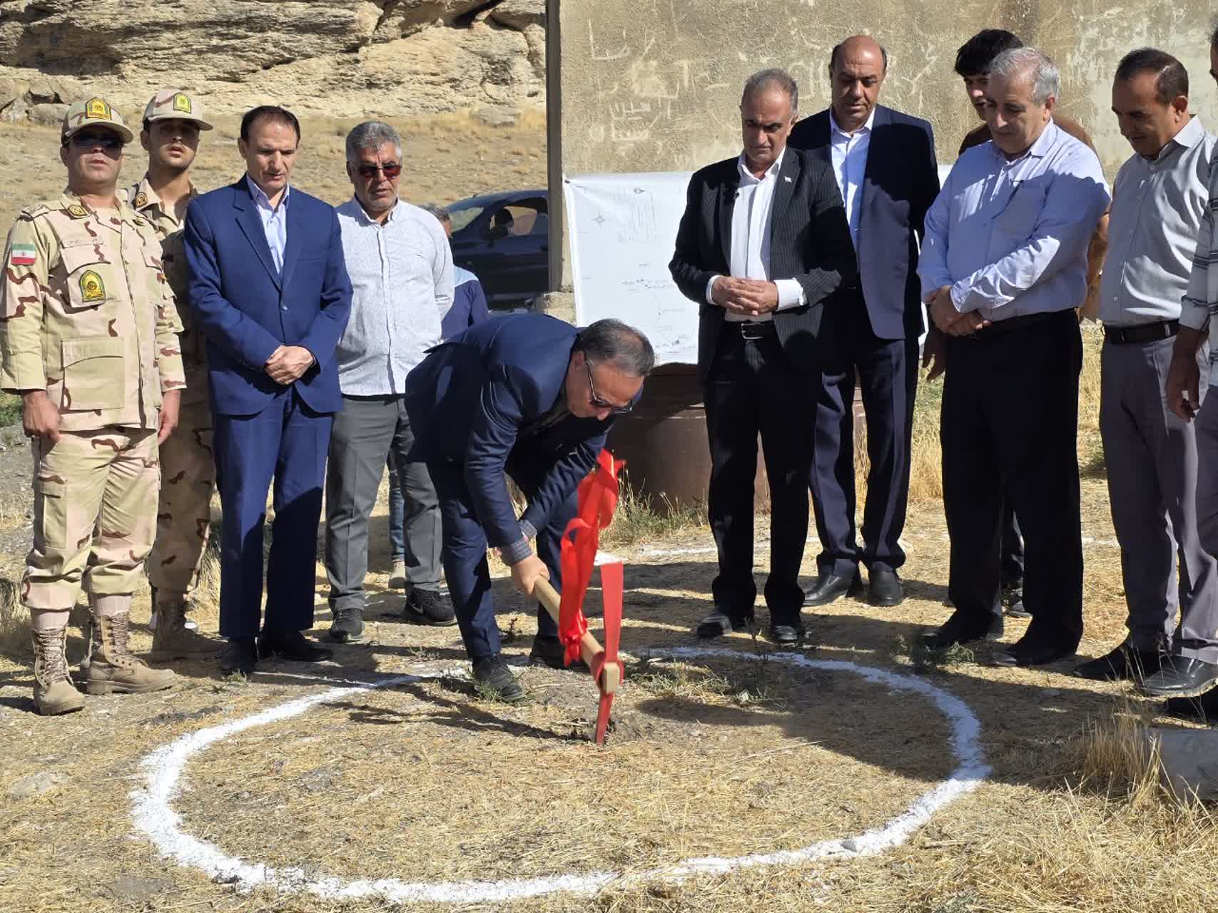 💢کلنگ زنی پروژه آبرسانی به 25 روستای بخش بازرگان از منبع آبی «یاریم قیه»