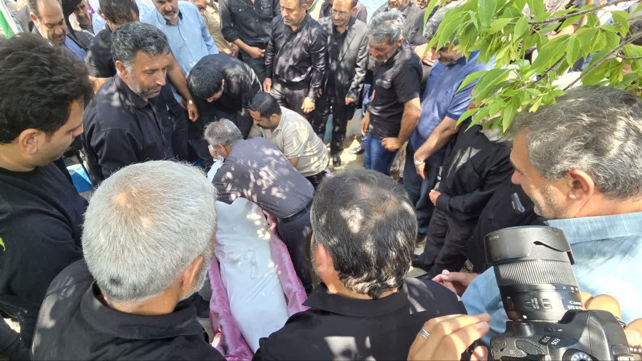 تشییع و خاکسپاری پیکر مطهر شهید قربانعلی سلماننژاد در ماکو