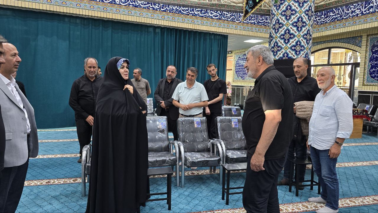 دیدار فرماندار ماکو با زائران ترکیهای شرکتکننده در آیین تشییع رهبر شهید ایران