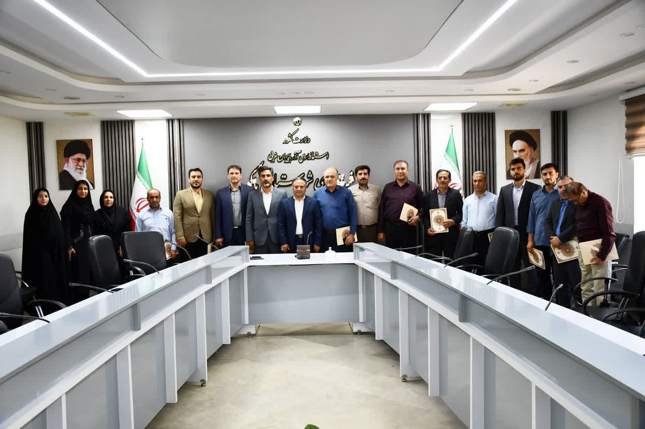 💢همنشینی سرپرست فرمانداری ماکو با همکاران مجموعه فرمانداری در پاسداشت روز کارمند و هفته دولت