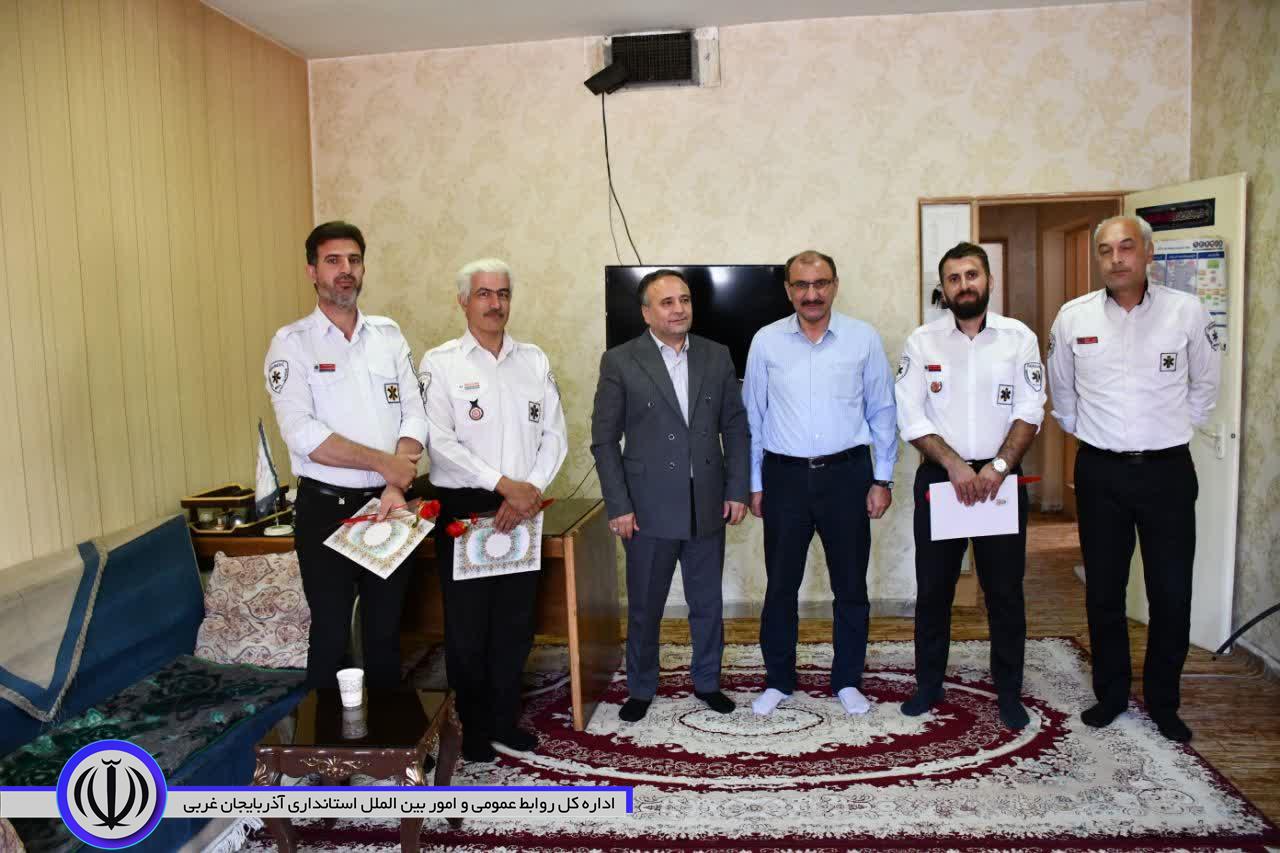 تجلیل از تلاشگران اورژانس ماکو در روز ملی اورژانس و فوریتهای پزشکی