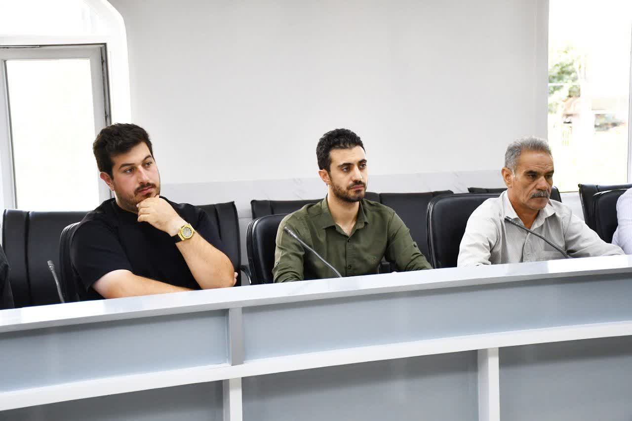 تشکلهای مردمی بازوی توانمند دولت در مسیر توسعه اجتماعی هستند.