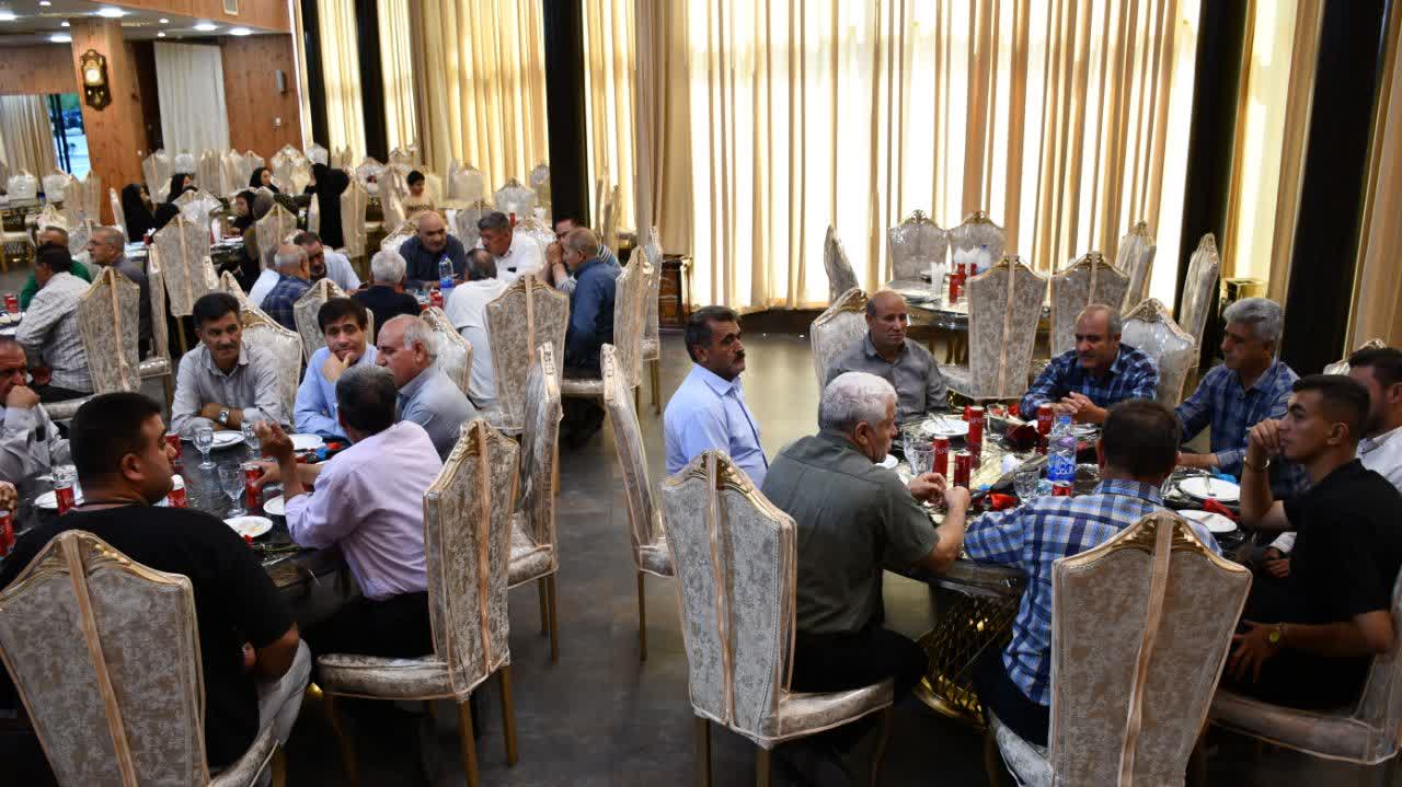 مراسم تجلیل از آزادگان سرافراز شهرستان ماکو با حضور سرپرست فرماندار شهرستان ماکو و اعضای شورای تامین برگزار شد.